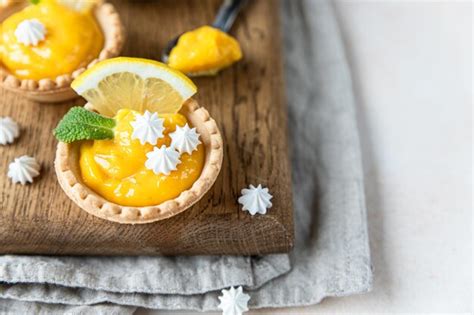 Premium Photo Lemon Tartlets Homemade Shortbread Mini Tarts With