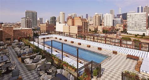 10 Best Rooftop Pools Chicago [2024 UPDATE]