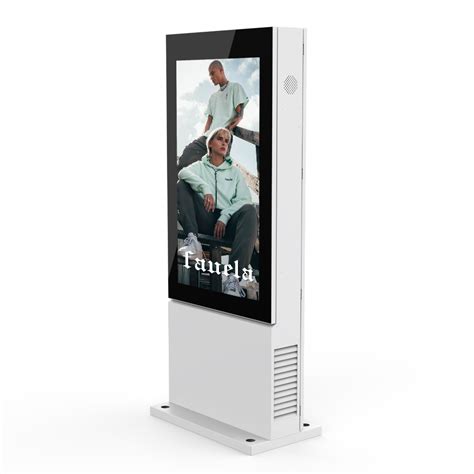 Revolutionizing Urban Experiences: Integrating Outdoor Digital Kiosks ...