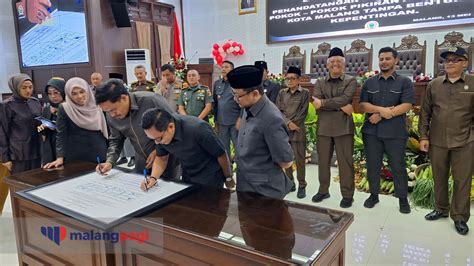 Dprd Bersama Jajaran Opd Kota Malang Tandatangani Pakta Integritas Dan