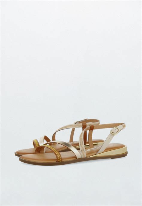 Gioseppo Sandalias Off White De Piel Con Tiras Para Mujer Duesme