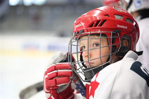 When Should My Kids Start Ice Hockey? | Cutting Edge Pro Shops