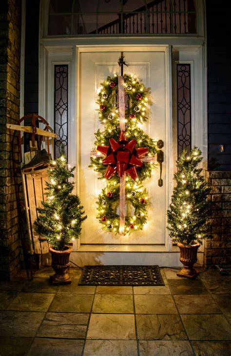 Best Christmas Porch Decoration Ideas For