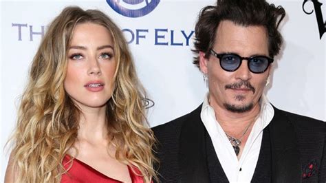 Johnny Depp Es Un Poco Bastante Agarrao Cuore