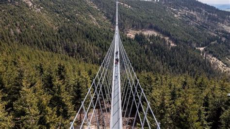 Langste Voetgangersbrug Ter Wereld Opent In Tsjechi Linda Nl