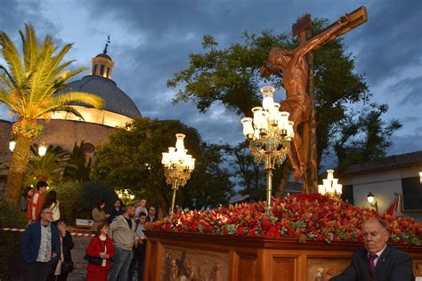 El Santísimo Cristo de la Misericordia procesionó en su día grande por