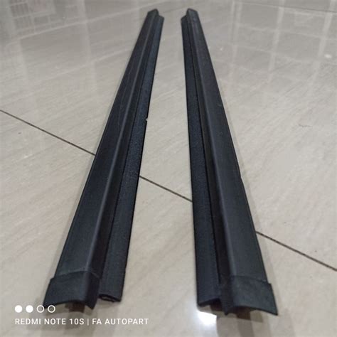 Jual Karet Plipit Kaca Luar Grand Max Luxio Original Shopee Indonesia