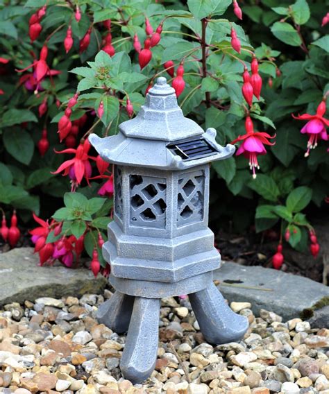 Garden Ornaments Solar Lantern Pagoda Chinese Japanese Sculpture