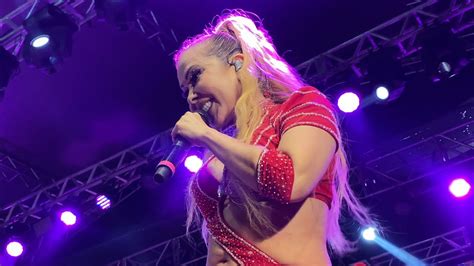 Joelma Dançando e Beijando Ao Vivo No Rio de Janeiro 2023 YouTube