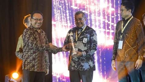 Keren BPKH Raih 2 Penghargaan Dari Asia Sustainability Report Rating