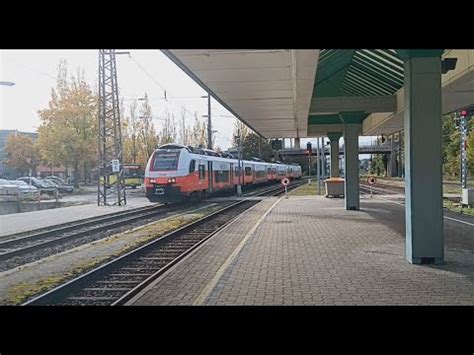 Zugkreuzung zweier Siemens Desiro ML Triebzüge der S Bahn Vorarlberg in