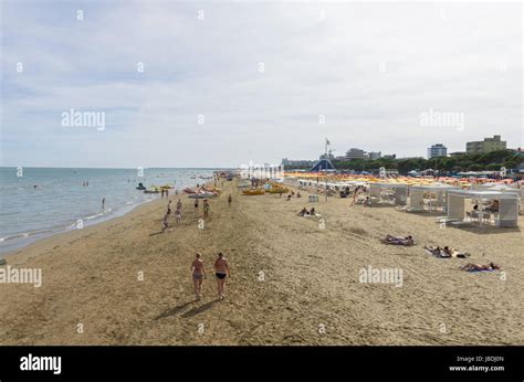 Lignano Beach High Resolution Stock Photography And Images Alamy