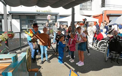 Succès de la kermesse de lEhpad Les Genêts à Bannalec Le Télégramme