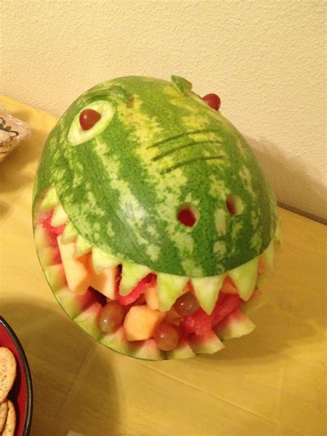 Der Wassermelonen Dino Kopf Mit Liebe Geschnitzt Dinasour Birthday