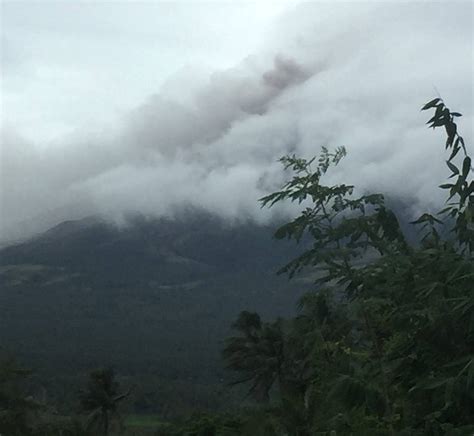 MAYON VOLCANO | Phivolcs raises Alert Level to "3"