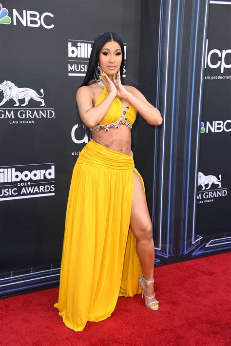 Cardi B Liposuction: Rapper Admits to Getting Plastic Surgery