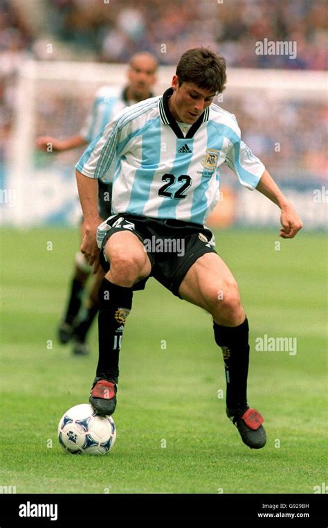 Argentinas Javier Zanetti Hi Res Stock Photography And Images Alamy