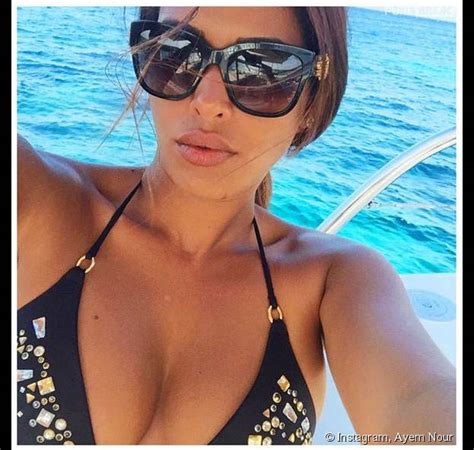 Ayem Nour Sexy En Bikini Ses Photos De Vacances Torrides Sur