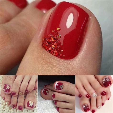 60 Pretty Christmas Toe Nail Designs For Holiday Blurmark Christmas