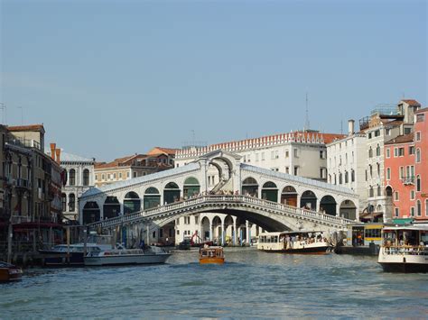 Rialto bridge | Wallpaper Wide HD