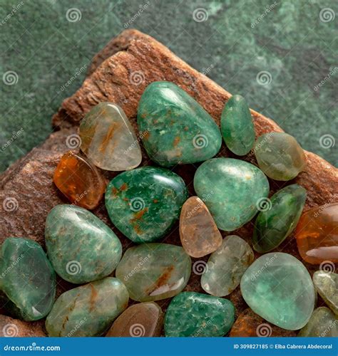 Green Aventurine Gem Stones And Other Colors Stock Illustration