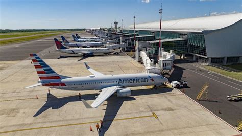 San Salvador Airport Breaks Passenger Records with 5.3 Million ...