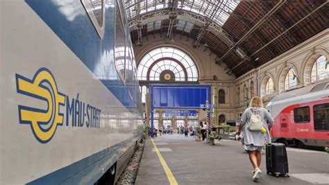 Hungarian train among top 10 in Europe - Daily News Hungary