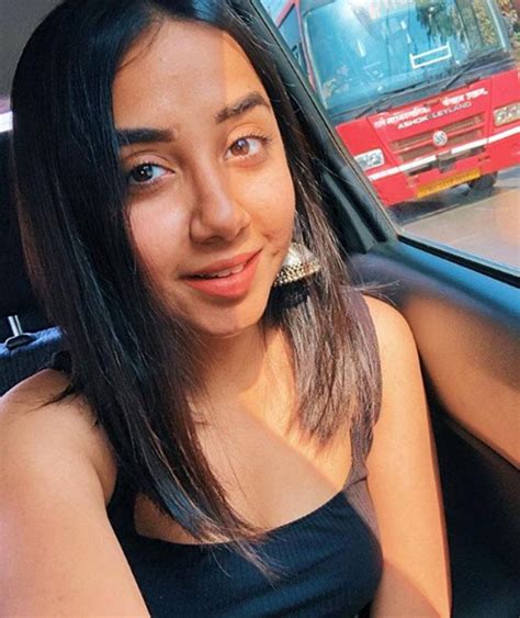 Prajakta Koli 26 Year Old Girl Is One Of Indias Most Famous Youtuber