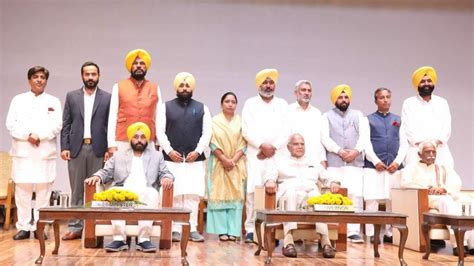 10 Aam Aadmi Party Mlas Sworn In As Ministers In New Punjab Cabinet