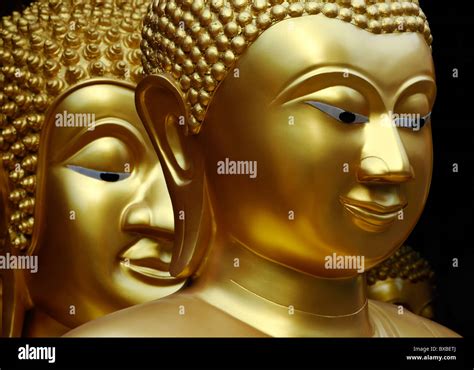 Buddha Heads Hi Res Stock Photography And Images Alamy