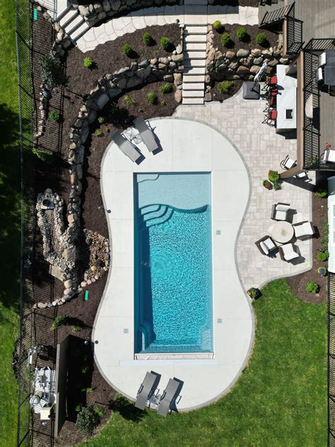 Des Moines | River Pools