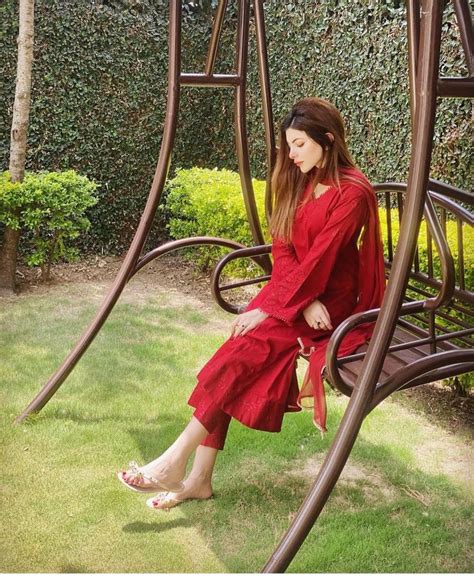 Pin By Mamoona Qayyum On Casual Dresses Girl Red Dress Fashion