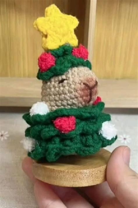 Ghim của Dwiana Wulandari trên amigurumi Noel Giáng sinh Mẫu thêu móc