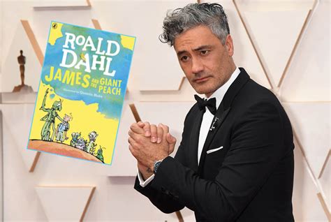 Taika Waititi Leading Ensemble James and the Giant Peach Read-Along!