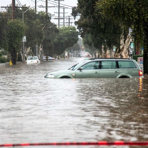 L Echo on Twitter EN IMAGES La Californie en état d urgence face