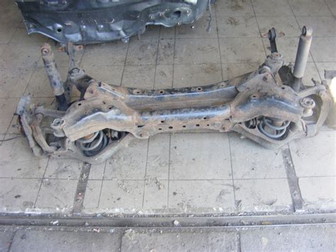 MAZDA 6 GH ZAWIESZENIE TYLNE KOŁYSKA BELKA SANKI 12424072067