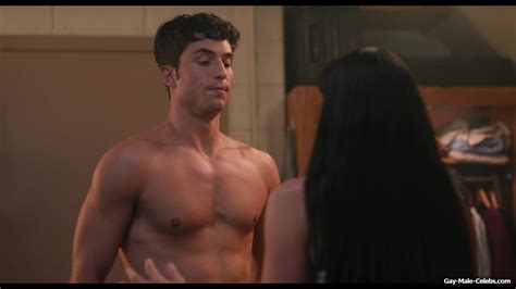 Benito Skinner Blowjob Nude Bum Scenes In Overcompensating The Nude Scene