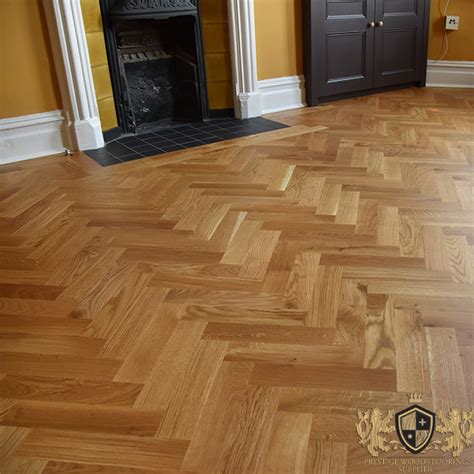 250x65mm Unfinished Solid Oak Parquet Herringbone Wood Flooring Block 10mm Thickness Prestige