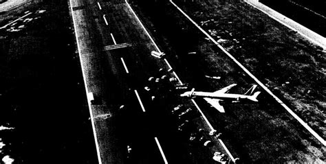 Crash of a Douglas DC-8-53 in Tokyo | Bureau of Aircraft Accidents Archives