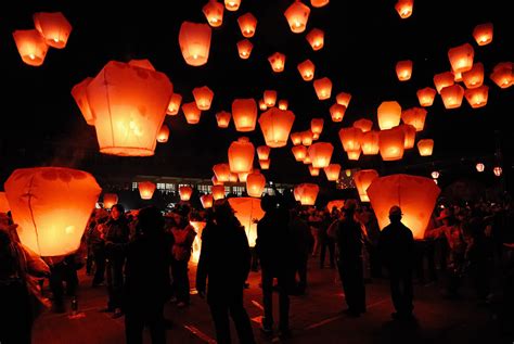 How to Launch Sky Flying Lanterns