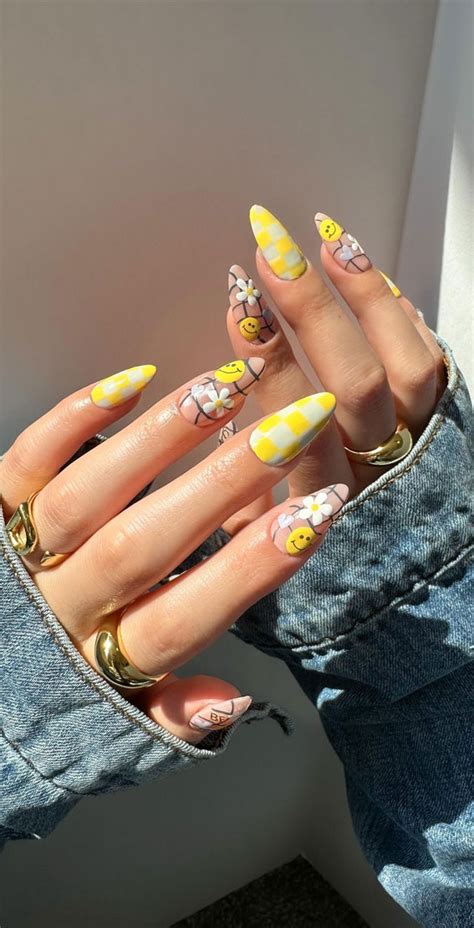 Cute Summer Nails For Bright Acrylic Nails