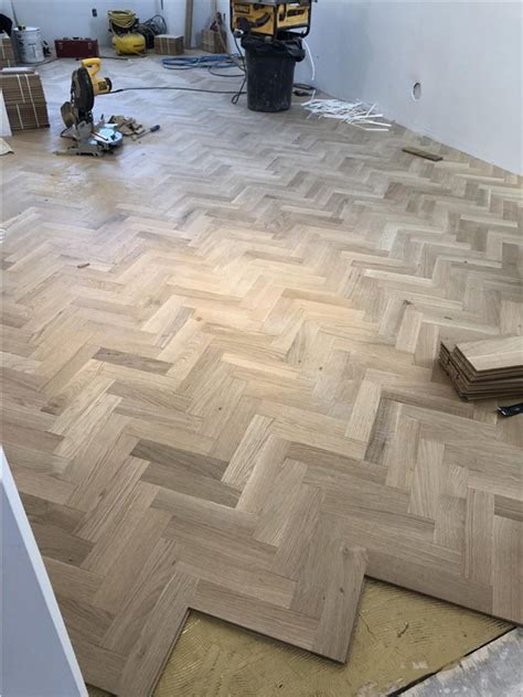 Unfinished White Oak Herringbone Installation