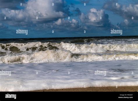 Plage Mer Vent Surf Mousse Banque De Photographies Et Dimages Haute