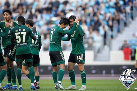 극장골에 희비 갈렸다광주 전북 울산 대구 꺾고 함박웃음 1위 울산 2위 포항 승점 8점 차