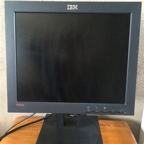 Computer Monitor Ibm Working Freestuff