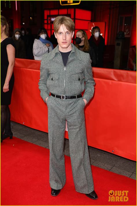 'Dark' Actor Louis Hofmann Walks Carpet at Berlin Film Festival for His ...