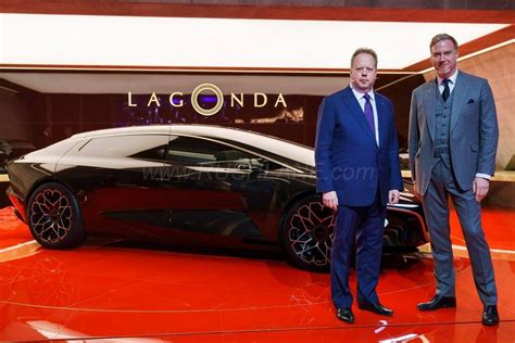 Aston Martin Electric Lagonda Vision Concept debuts