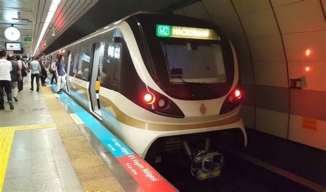 Yenikapı Hacıosman Metro Hattı 4 Levent İstasyonunda İntihar Girişimi