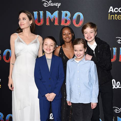 Angelina Jolie Nimmt Ihre Kinder Mit Zur Filmpremiere Und Leiht