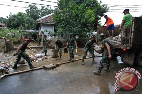 Tni Dan Bencana Banjir Antara News